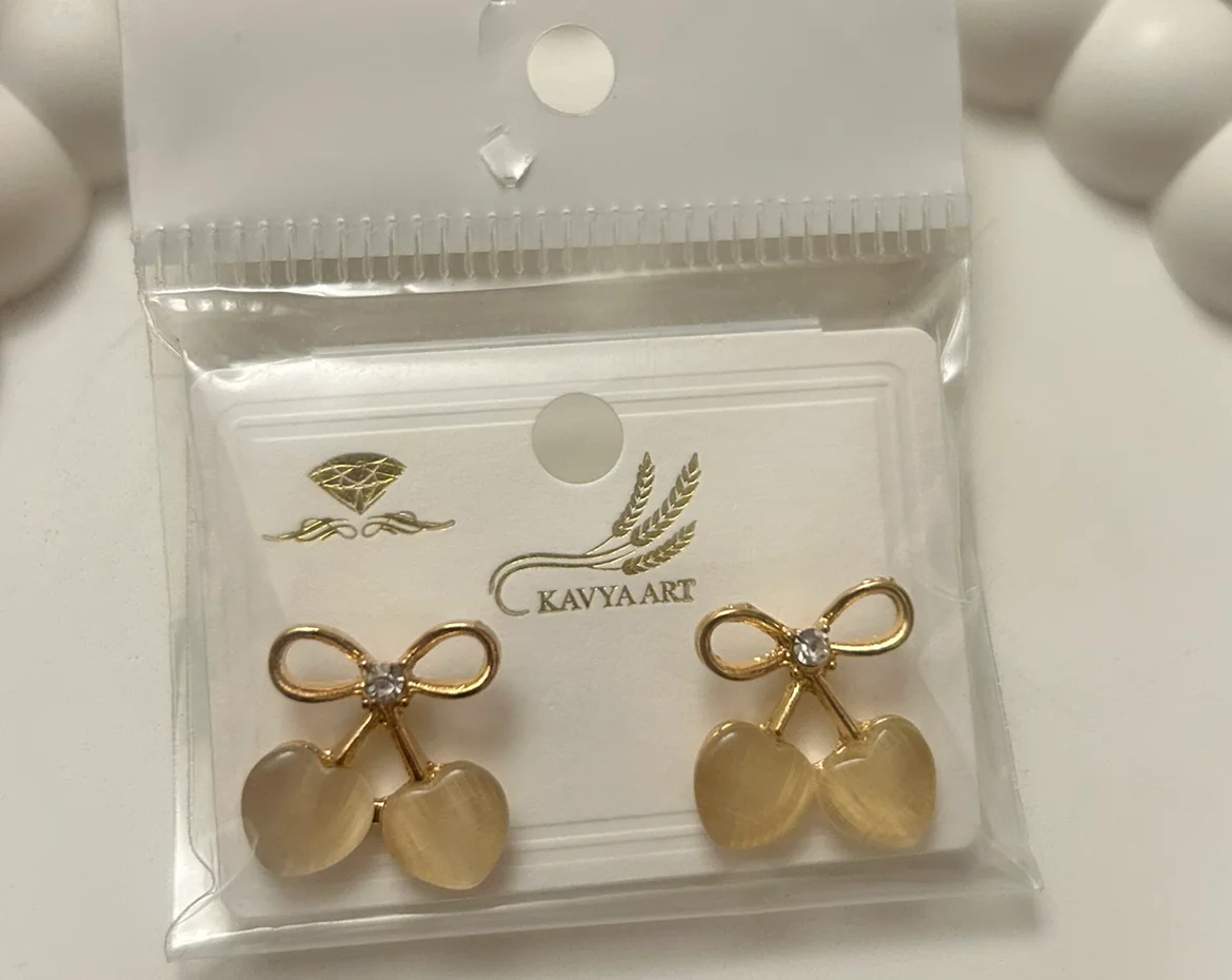 Bow earings
