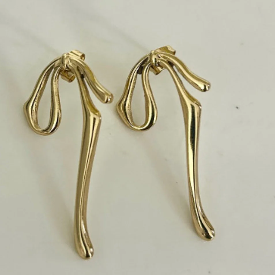 Trending bow earings