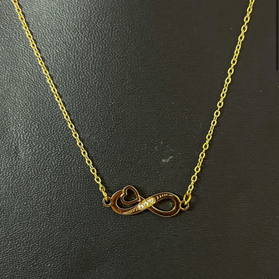 Infinity charm chain