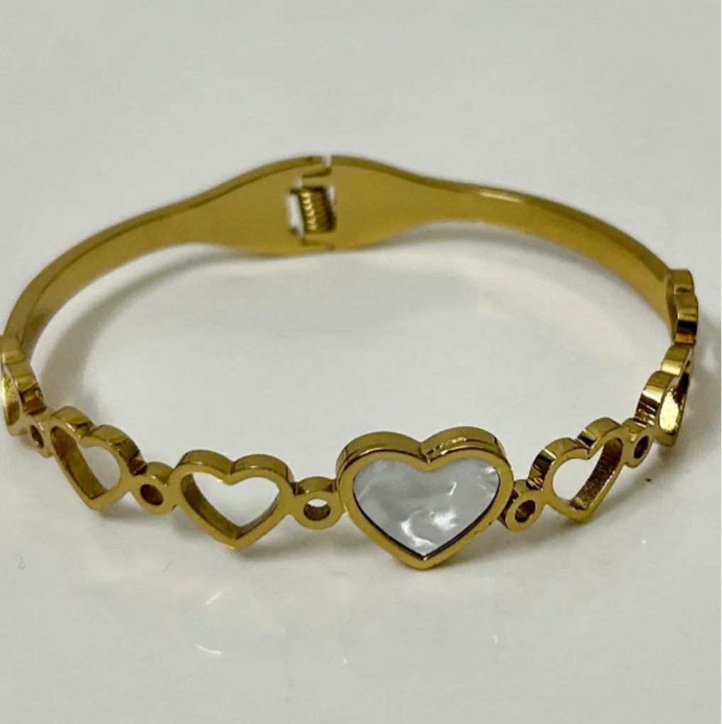 White heart kada bracelet