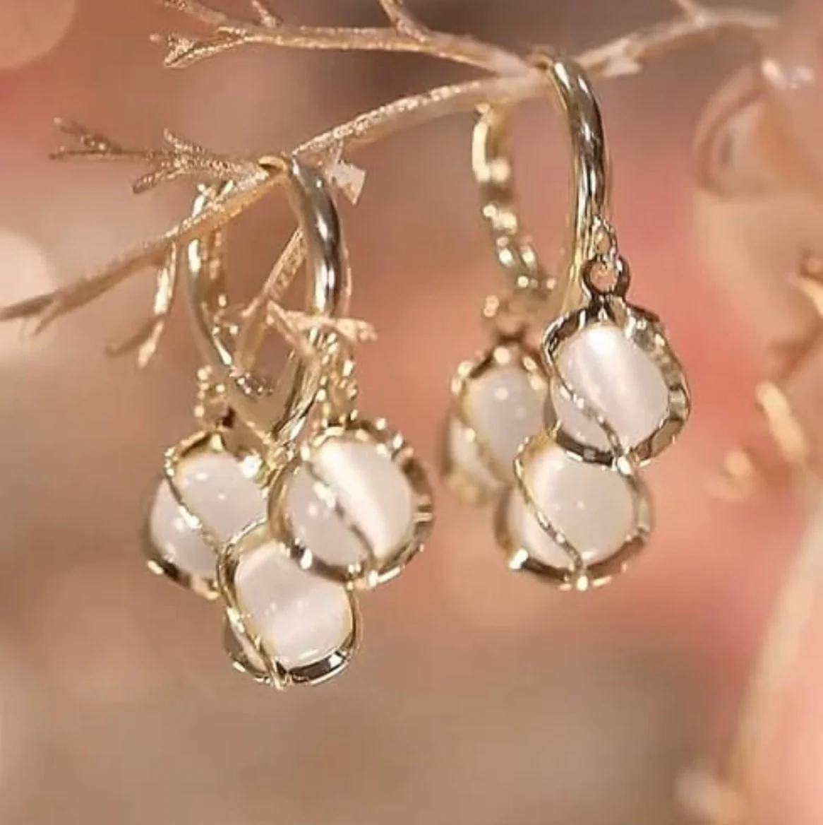 Pearl cluster drop earings