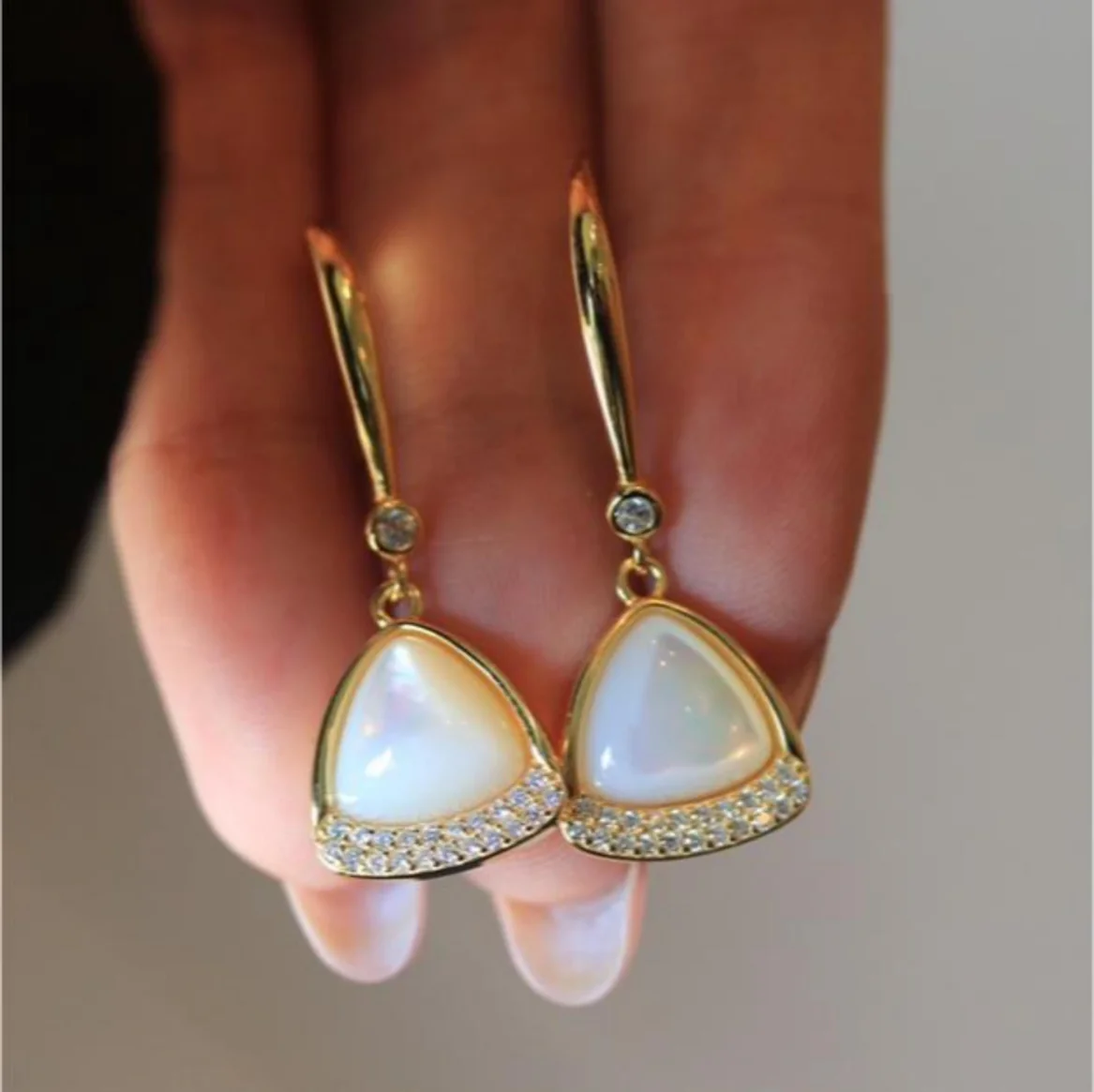 Korean opal drop earings 2