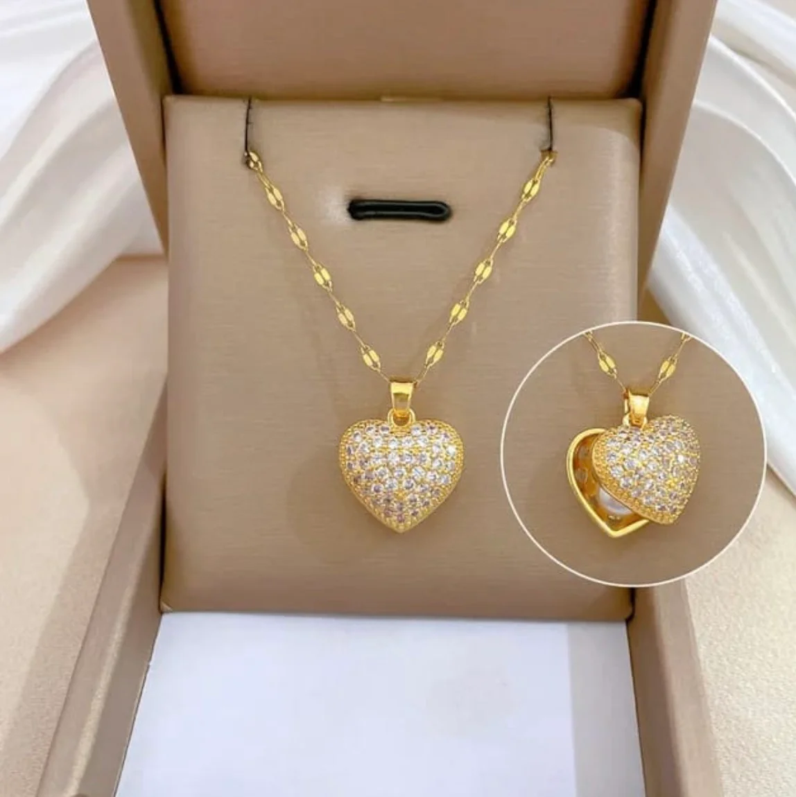 ✨ Golden Heart Sparkle Pendant Necklace ✨