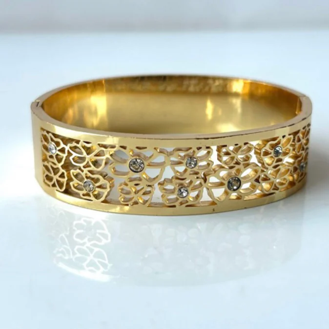 Kada bangle